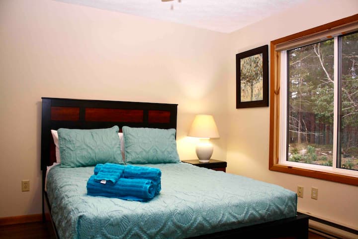 3号卧室-主楼层（厨房旁边）