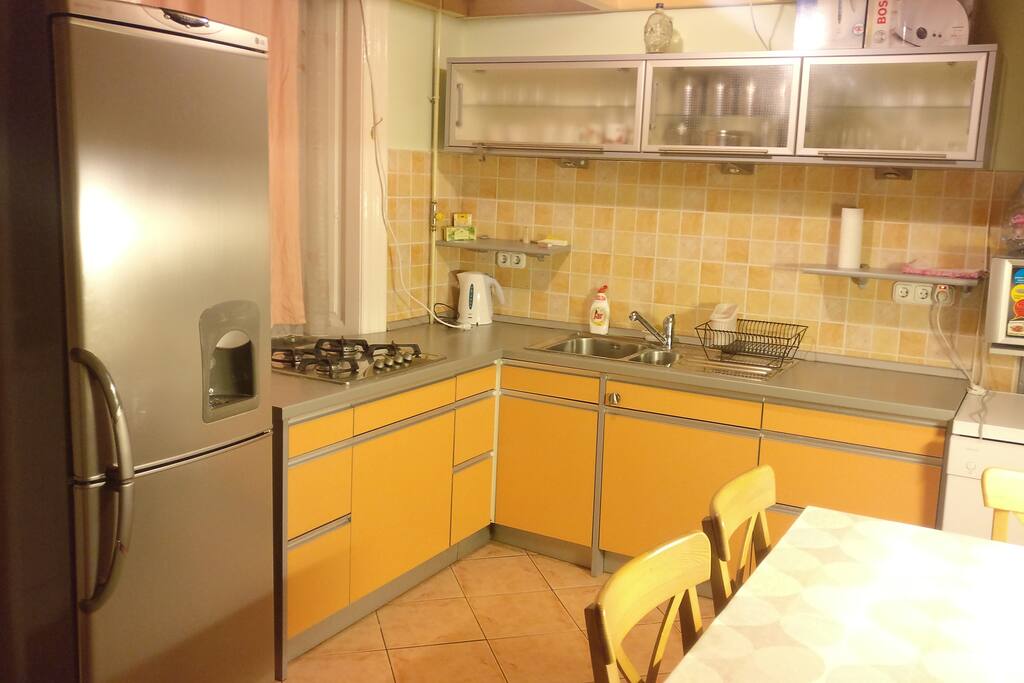 Fully equipped kitchen