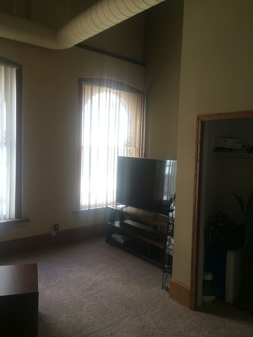 cable, wifi included