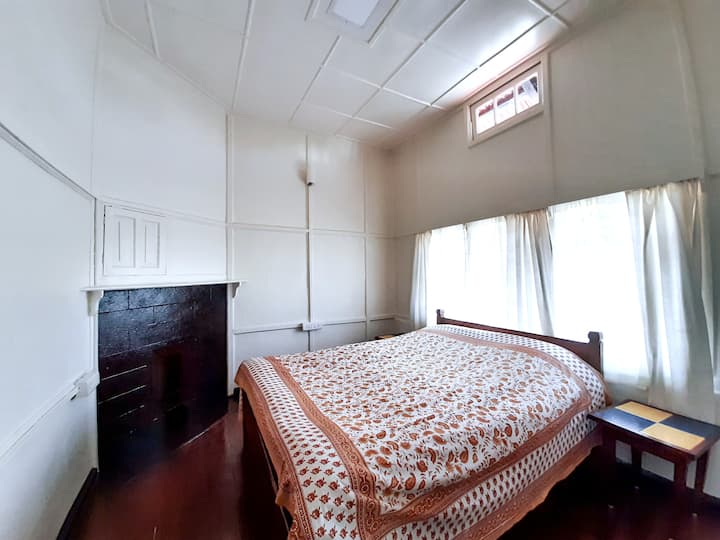 Hlavná spálňa v apartmáne 1