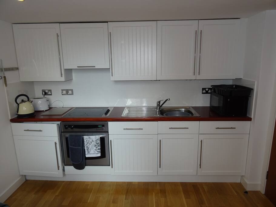 Fresh and fully integrated kitchen