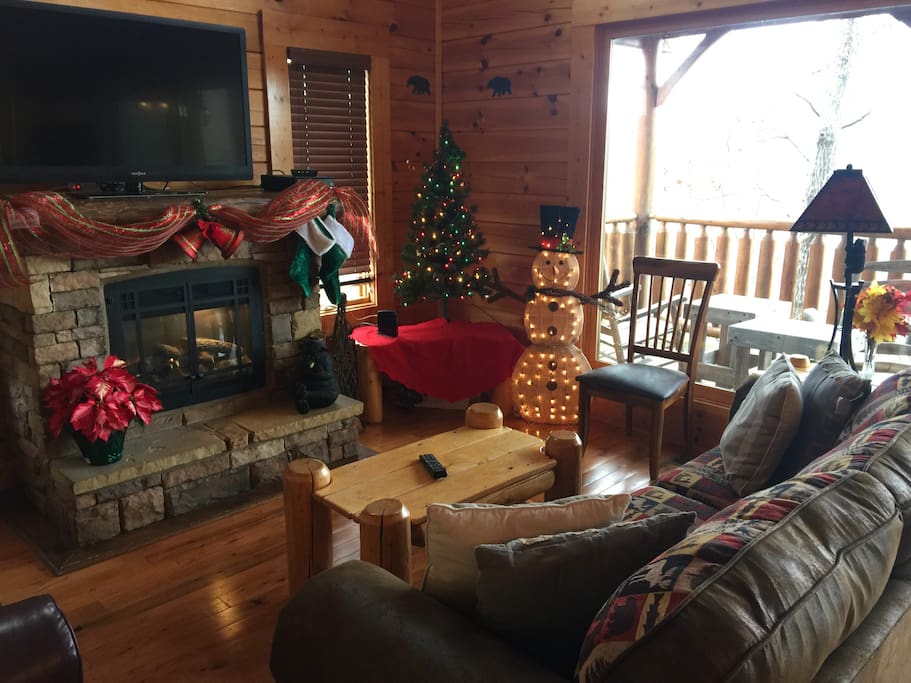 We love decorating our cabin for the holidays.