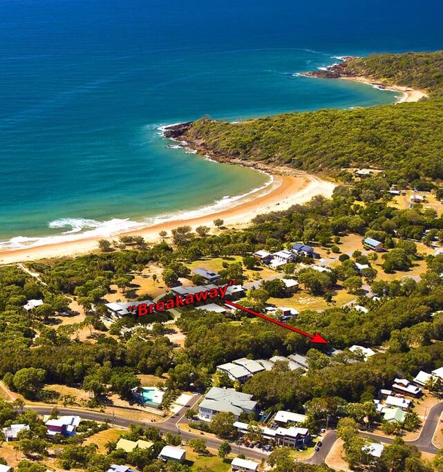 Location - Walk to beach