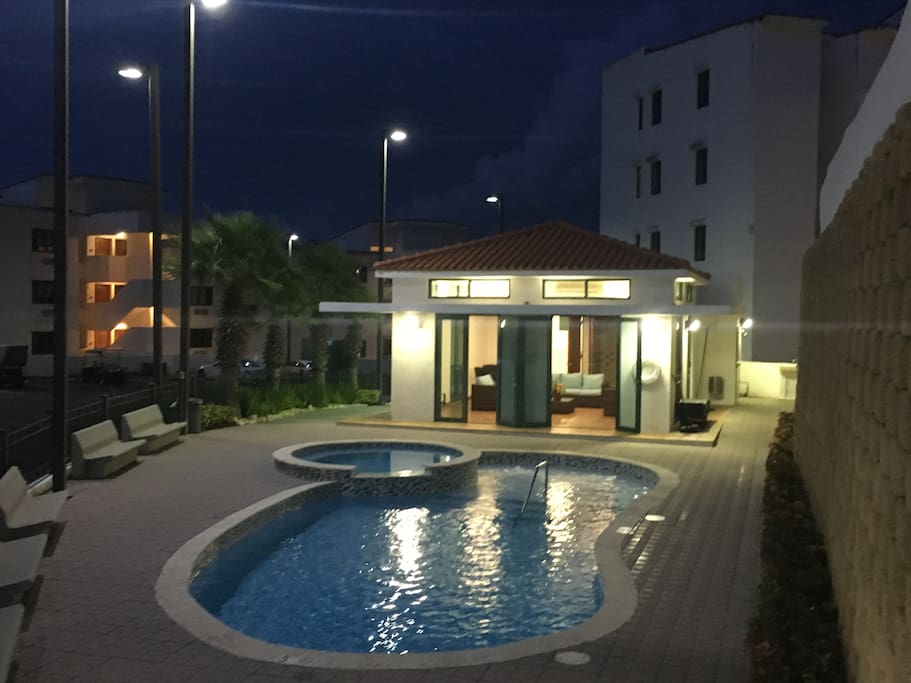 Cluster 7 Pool