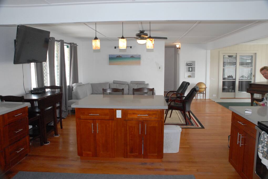 kitchen/living room