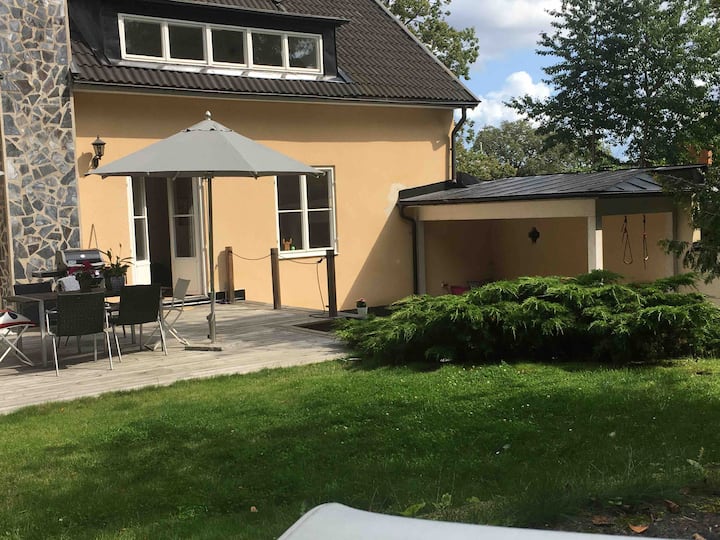 Nice House For Rent Close To City 8p - Estocolmo