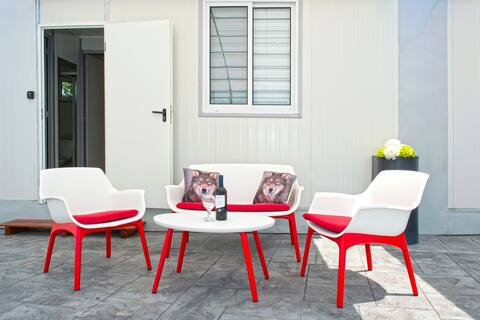 The Harbour Luxury Cabins 5