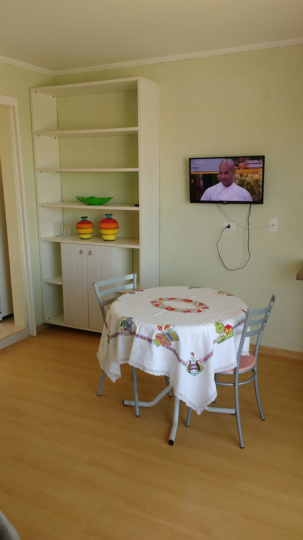 Top Airbnb: Kitinet 02 Curitiba 1st floor Excellent!!! em Capão Raso
