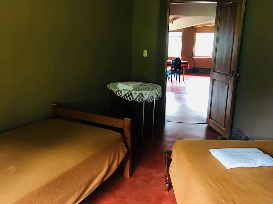 Habitación doble con baño compartido