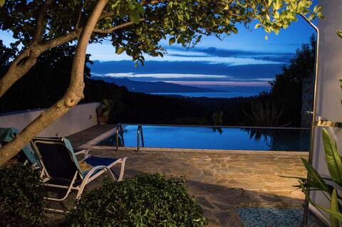 Private pool★Outdoor kitchen+BBQ★ Sea View