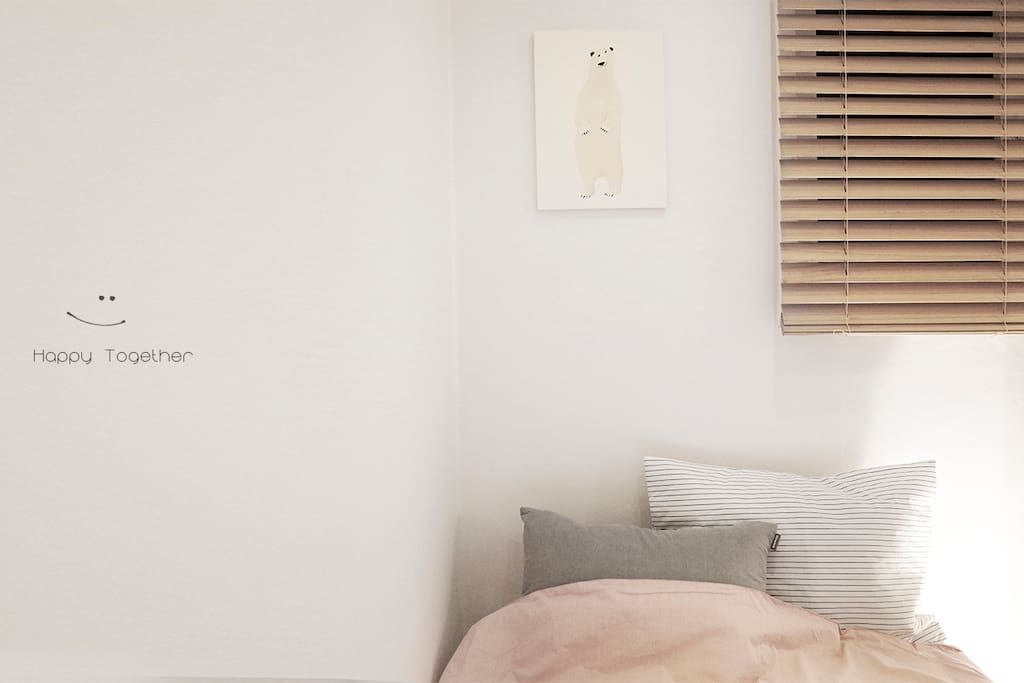 Guest's Room 00