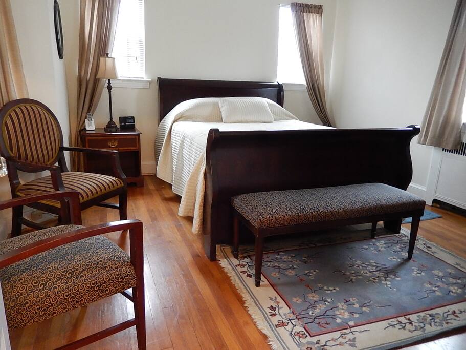 Master Bedroom has a queen sized bed and high definition TV (not pictured) with Verizon FiOS