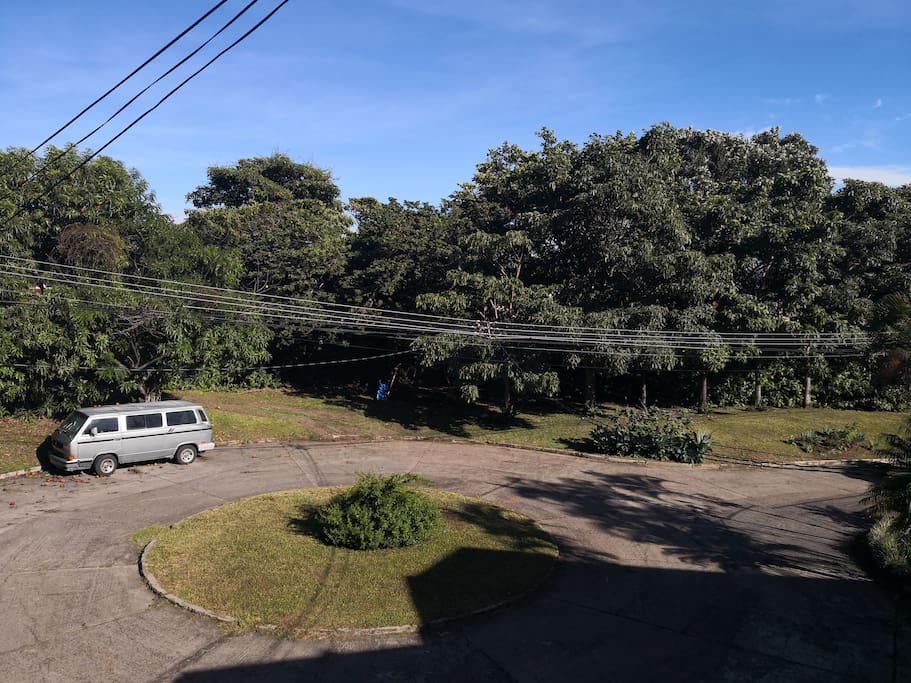 Area de Parqueo
