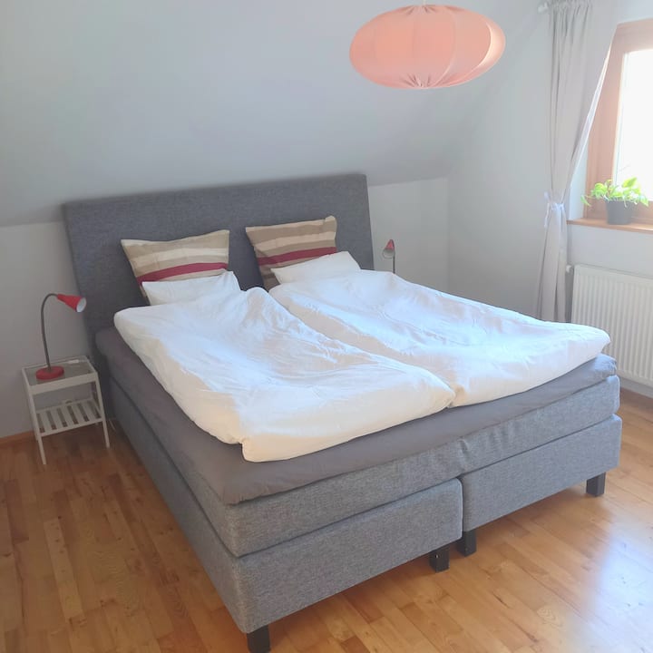 Საძინებელი 1, 180 სმ საწოლი