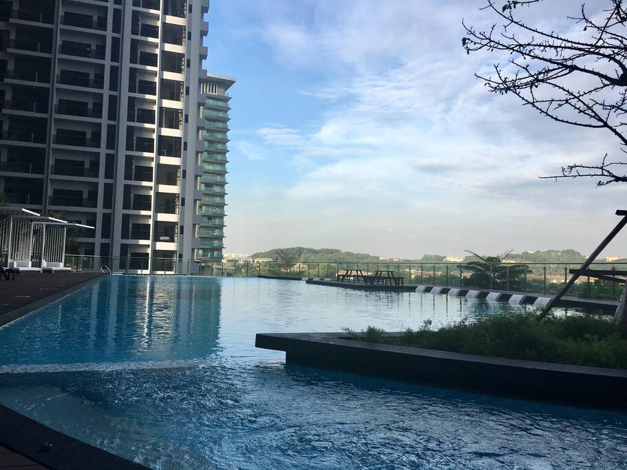Infinity swimming pool
