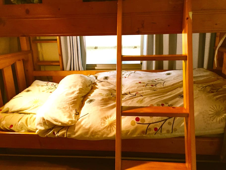 D2 Bed