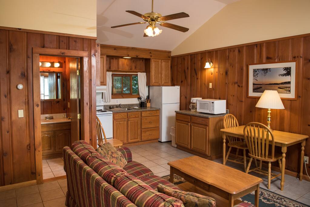 living room/kitchen area