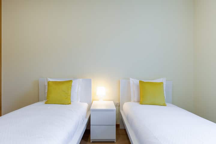 Dhoma e gjumit nr. 4 - krevate tek