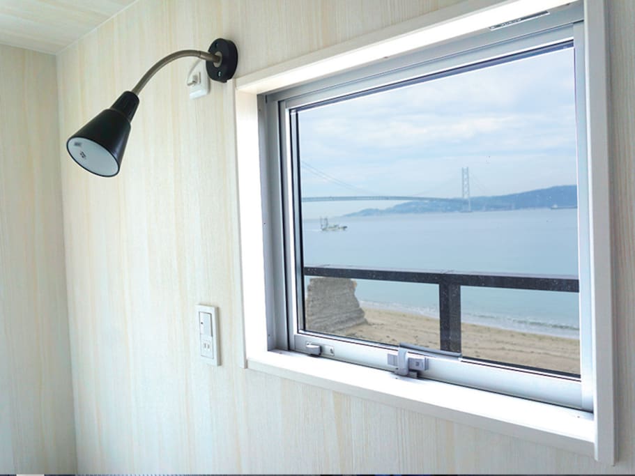 窓を開けると波の音が気持ちいい!!
The sound of the wave is comfortable when I open a window! !