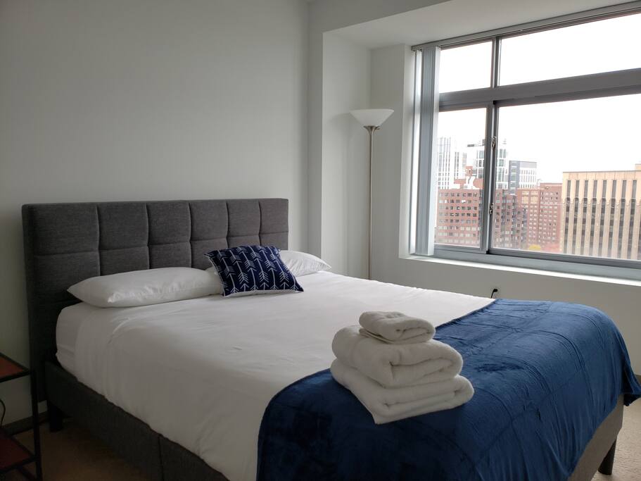 Comfortable Queen bed