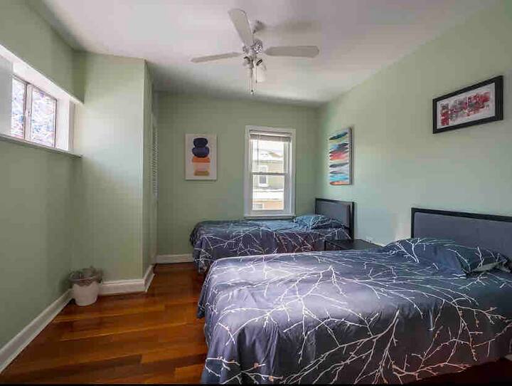 Top 7 Airbnbs With Pool In Queens, New York Trip101