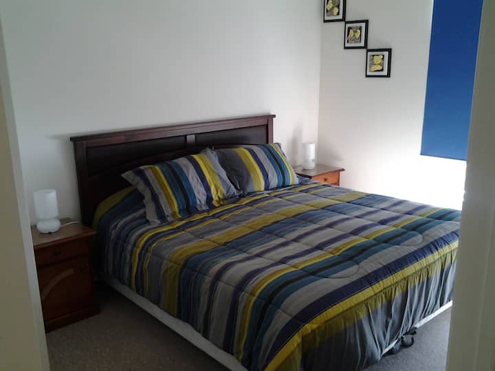 Chambre avec salle de bains privative