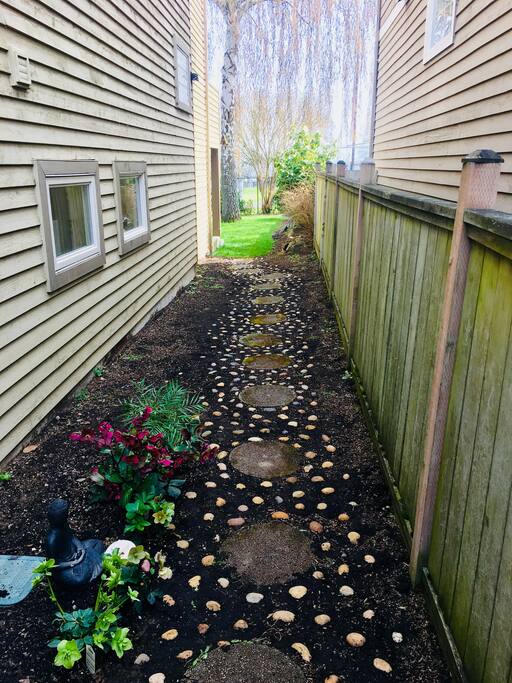 private entryway