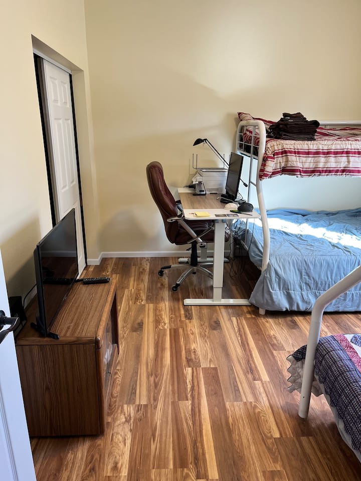 غرفة النوم 2