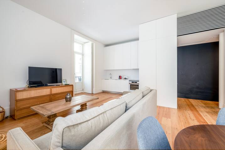 Arco Augusta A Amazing 2BED NEW APT@Praça Comercio gallery image 4