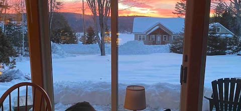 North Country Vacation Oasis-Akers Pond (Français)