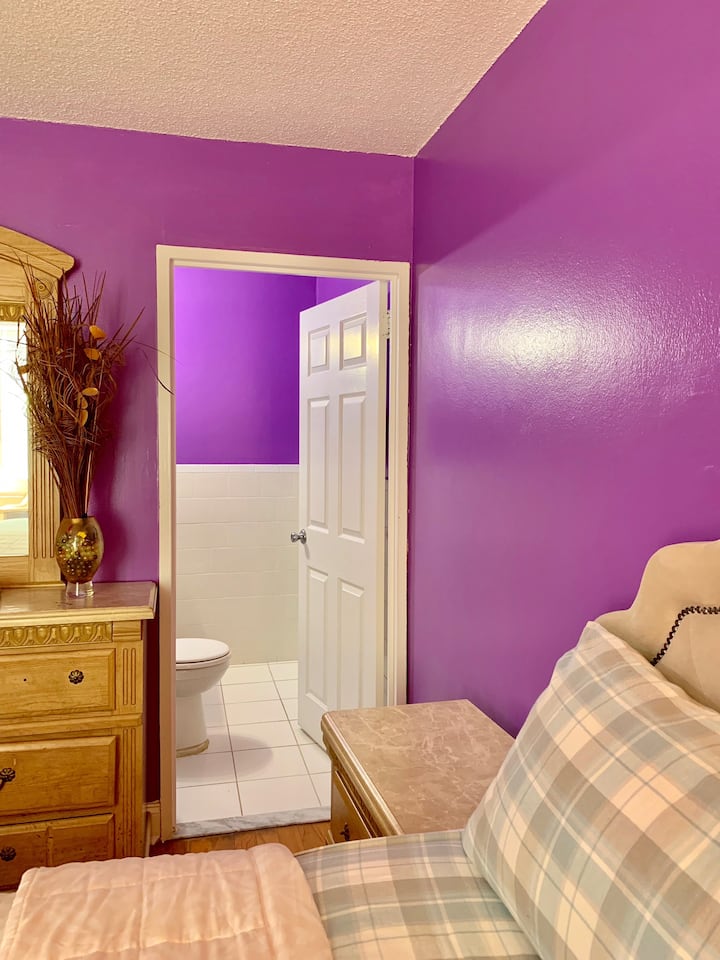 Roosevelt Island Vacation Rentals & Homes Manhattan, New York, NY