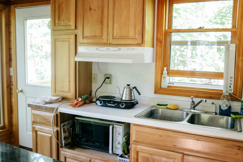 Small but functional kitchen!