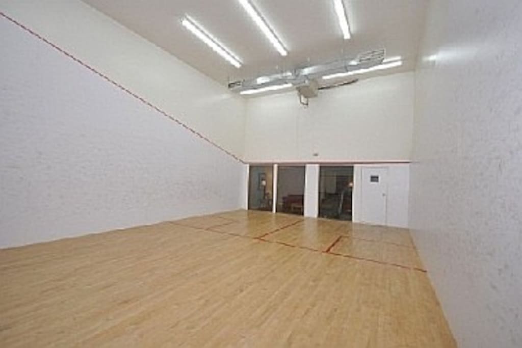 full sized squash court!