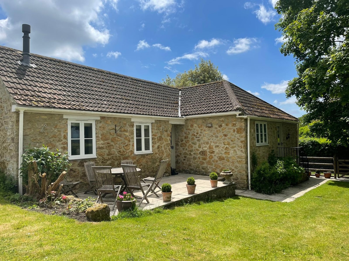 Garden Cottage at the Manor Cottages for Rent in Ilminster, Somerset
