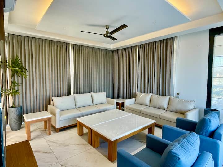 Villa La Vida Jalandhar - Luxe Farmstay With Pool - Jalandhar