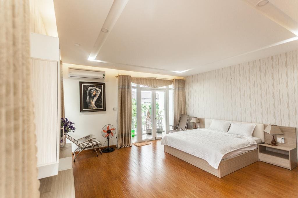 buông ngủ của sêp