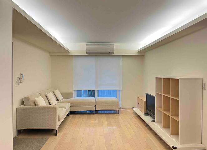 2 Min to MRT BL& BR lines, Elevator, 3BR 2BA, SOGO