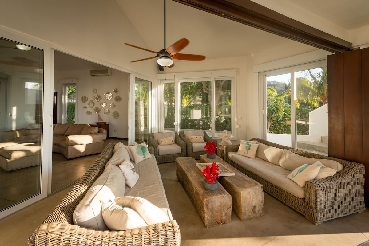 La Casa del Mar Beachfront at Marseille Beach - Villas for Rent in San Juan del Sur, Nicaragua