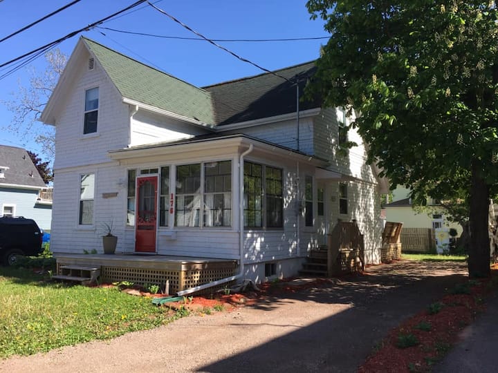 Summerside Vacation Rentals & Homes Prince Edward Island, Canada Airbnb