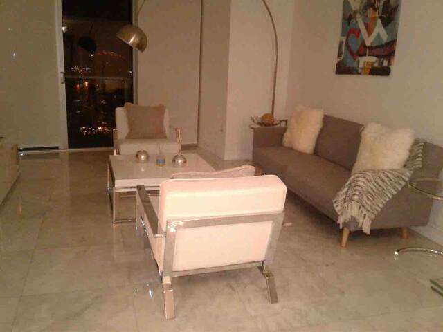 Brickell Icon Viceroy 1 Bedroom Apartments For Rent In Miami Florida United States