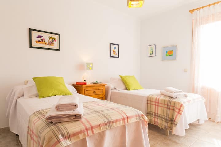 غرفة النوم 2