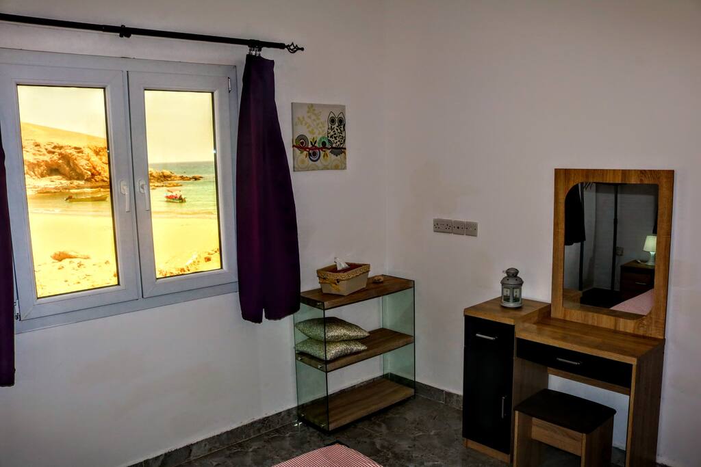 1st bedroom with sea view