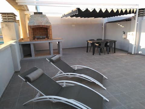 Ático con solarium privado, Parking y BBQ