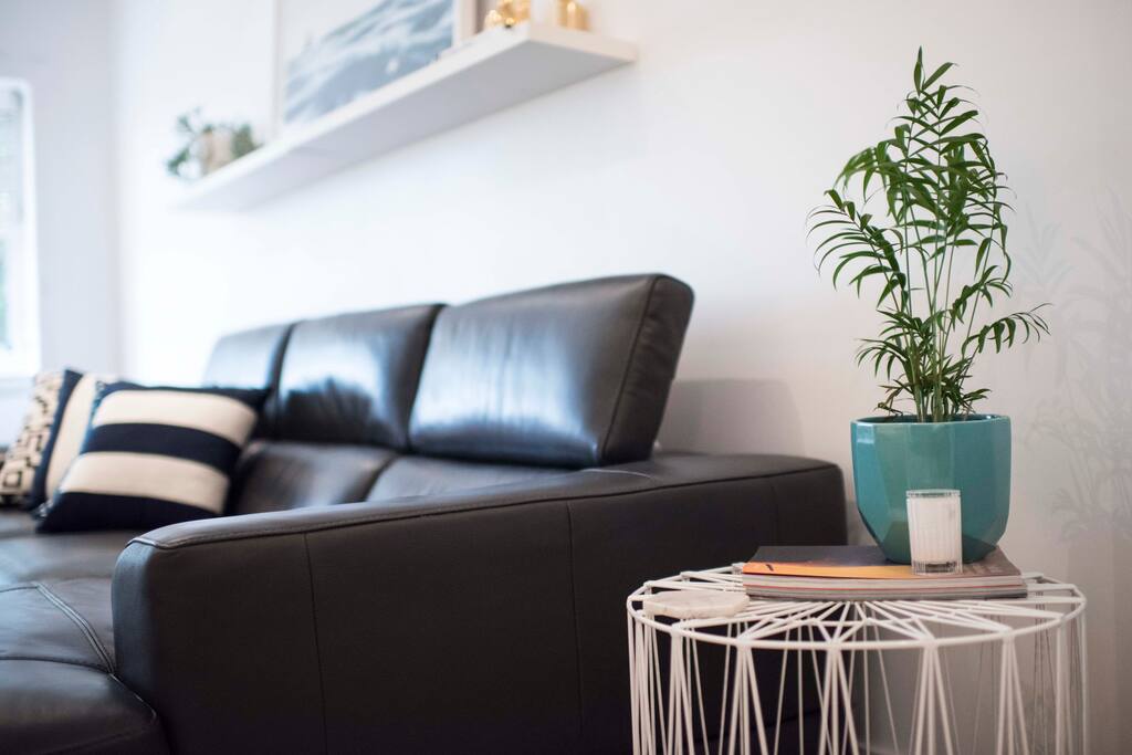 Very comfy large couch