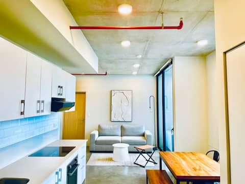 Modern apartment at gastronomic epicenter