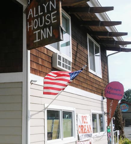 Allyn House Inn
