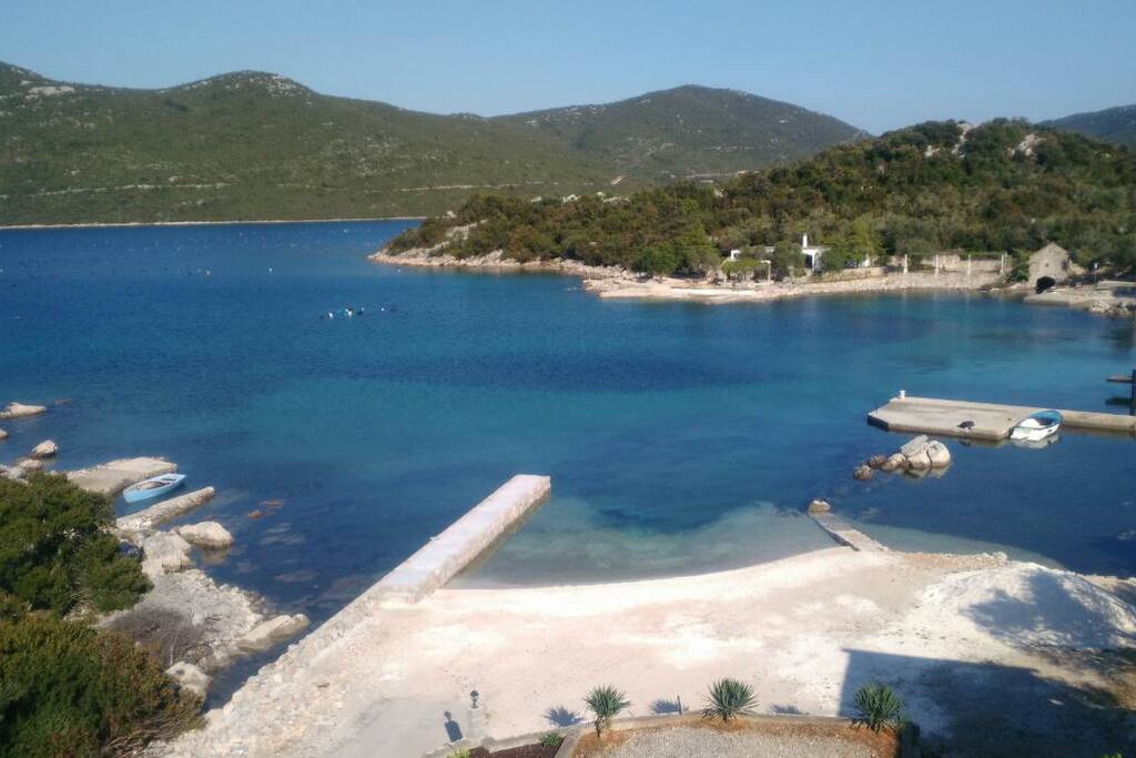Bay