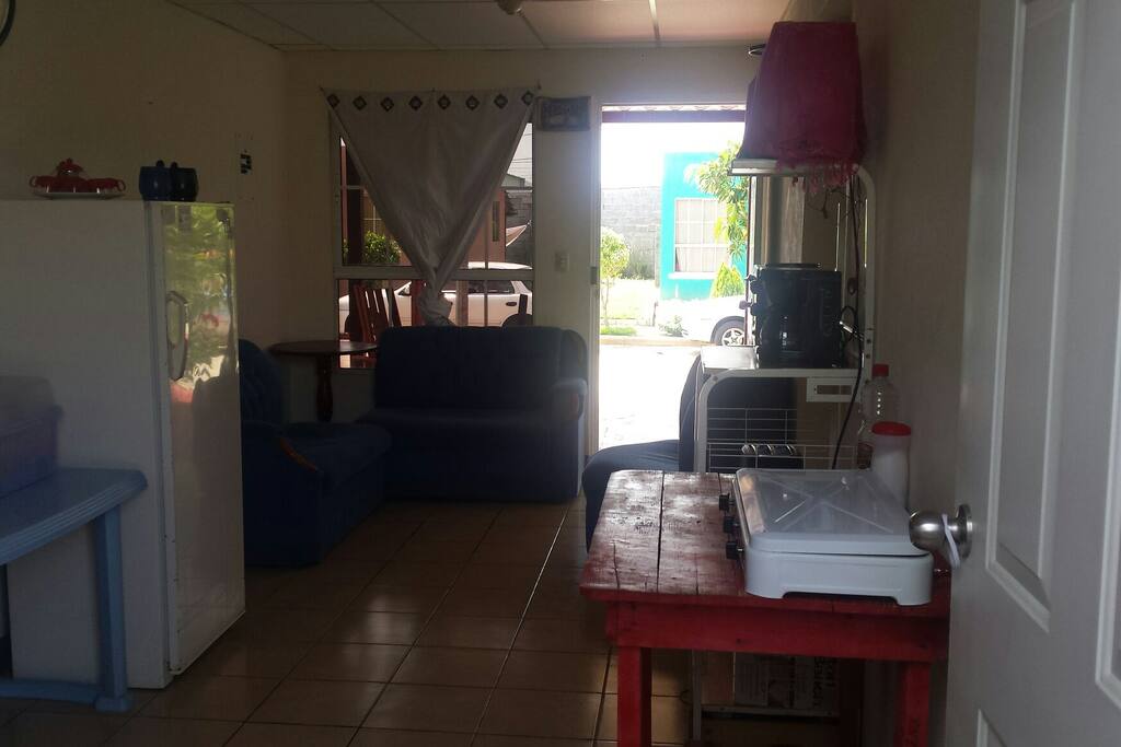 sala ,cocina , refrijerador
