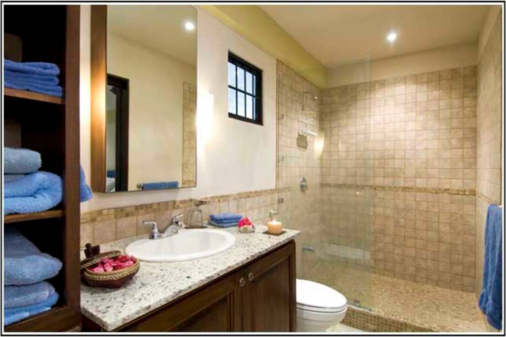 Bathroom
Baño