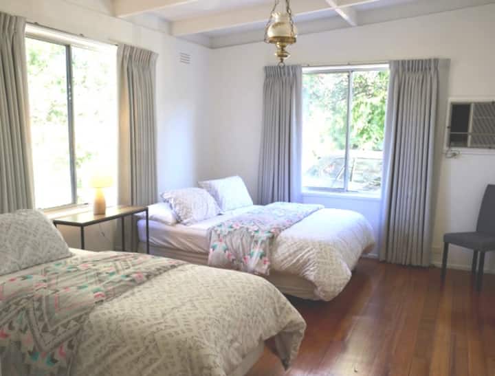 საძინებელი 2